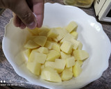 Foto del paso 2 de la receta: Patatas aliñadas en 25 minutos