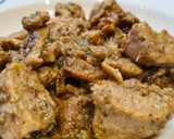 Foto del paso 5 de la receta: Pollo con setas y nueces al pesto