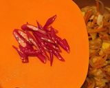 Foto langkah ke 3 dari resep Ikan Kakap Asam Manis (Wortel & Nanas).