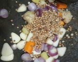 Foto langkah ke 1 dari resep Soto Ayam Bening.