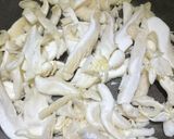 乾炒香料奶油雪白菇｜10分鐘上菜的食譜步驟1照片