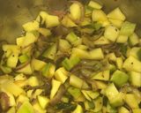 A picture of step 3 of Cluster bean curry with raw mango.