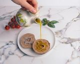 Foto del passaggio 4 della ricetta Frisella con pomodorini