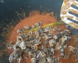 Foto langkah ke 4 dari resep Kerang Saus Padang.
