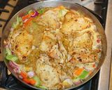 Foto del paso 6 de la receta: Muslos de pollo y vegetales escabechados