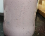 Foto del paso 2 de la receta: 🥛Batido fresa🍓🍓 y arándanos