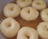 Foto langkah ke 4 dari resep Donat Empuk Banget, Harus Coba!.
