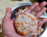 Foto langkah ke 3 dari resep Nasi Kepal Selimut.