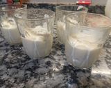 Foto del paso 6 de la receta: Vasitos de Coco con Yogurt de Ananá