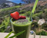 Φωτογραφία βήματος 2 της συνταγής "Smoothie με σπανάκι, φράουλες και μπανάνα!" 🥬🍓🍌
