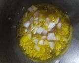 A picture of step 2 of Aloo ka sabji.