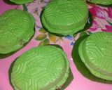 Foto langkah ke 8 dari resep Kue cithak kura kura.