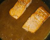 Foto del paso 5 de la receta: Suprema de salmón en salsa de cítricos y soja