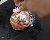 A picture of step 4 of Beetroot pulp Lachha Paratha.