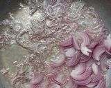 A picture of step 2 of Chicken Yakhni Pulao.