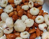 A picture of step 1 of Dry fruits ladoos.