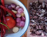 Foto langkah ke 1 dari resep Balado Terong Mix Baby Cumi.