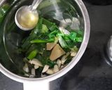 স্প্রিংঅনিয়ন চিকেন কারি /গ্রীন চিকেন কারি(spring onion chicken curry recipe in bengali) রেসিপির ধাপ 1 ছবি