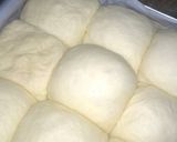 Foto langkah ke 4 dari resep Roti Susu Manis.