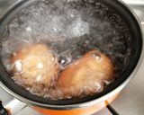 Foto del paso 2 de la receta: Ensalada de garbanzos y gambas