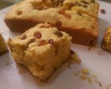 A picture of step 8 of Vanilla Raisin Cake.
