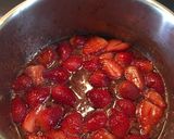 Une image de l'étape 2 de Confit de fraises.
