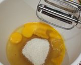 Foto langkah ke 4 dari resep Bolu pisang cup.