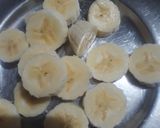 बनाना चॉकलेट शेक (banana chocolate shake recipe in Hindi) रेसिपी चरण 1 फोटो