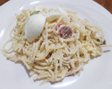 Foto del paso 5 de la receta: Espaguetis con salsa blanca, huevos y pepperoni