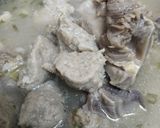 Gambar langkah 12 resipi Kuah Bakso.