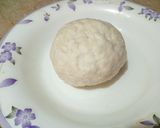 A picture of step 1 of Manda Patti (Roll Patti).