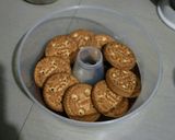 Foto langkah ke 2 dari resep Puding Coklat Biskuit Roma Kelapa.