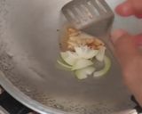 Foto langkah ke 1 dari resep Sosis bawang bombai.