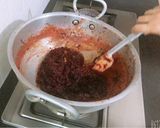 A picture of step 2 of Beetroot Halwa 😊.