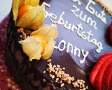 Pas rețetă Tort cu ganache și mascarpone cu ciocolată albă și frișcă 12 fotografie