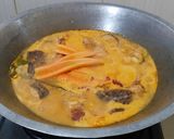 Foto langkah ke 4 dari resep Gulai Ikan Nila Gabus Wortel.