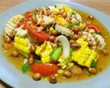 รูปขั้นตอนการทำที่ 3 ของ 🌽ยำข้าวโพดหมูยอ🌽