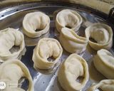 पनीर मोमोज (paneer momos recipe in marathi) रेसिपी स्टेप 4 फोटो 
