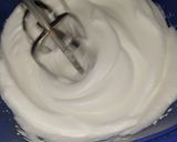 A picture of step 2 of Heart layered sponge cake.
