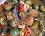 Foto langkah ke 6 dari resep Tumis Ikan Asin dan Terong Gelatik.