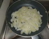 Foto del paso 2 de la receta: Tortillón de papas con queso Paraguay