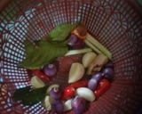 Foto langkah ke 2 dari resep Pindang layang pedas manis.