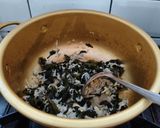 Foto langkah ke 3 dari resep Sup Rumput Laut Teri Nasi.
