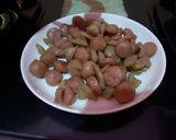 Foto langkah ke 1 dari resep Sosis Bakso Asam Manis.