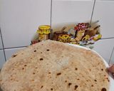A picture of step 3 of Gol chapati💜.