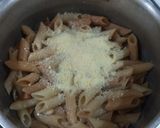 Foto del paso 3 de la receta: Pollo sazonado en ajo y cebolla con fideos dorados