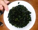Hình bước làm 4 của món Canh tôm rong biển