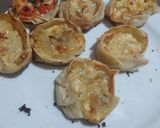 Foto del paso 4 de la receta: Canastitas caprese y cebolla y queso
