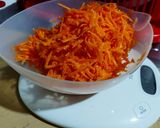 Foto del paso 1 de la receta: TARTA De ZANAHORIA🥕Con Frutas Cristalizadas...!🥰