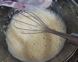 Foto del paso 2 de la receta: Muffins de pera con leche maternizada para mi Manu 👶❣